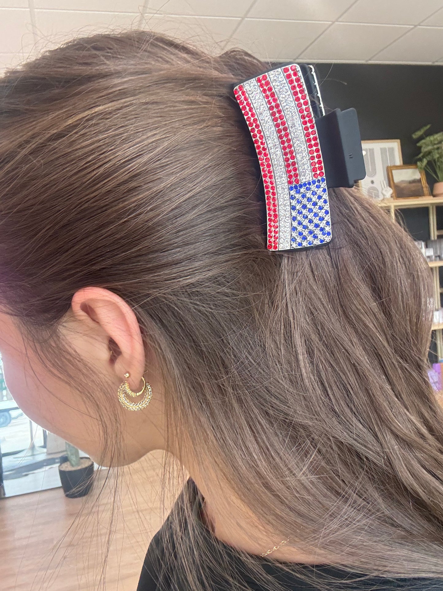 Flag Claw Clip