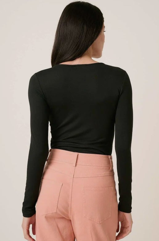 Round Neck Long Sleeve Knit Top (White & Black)
