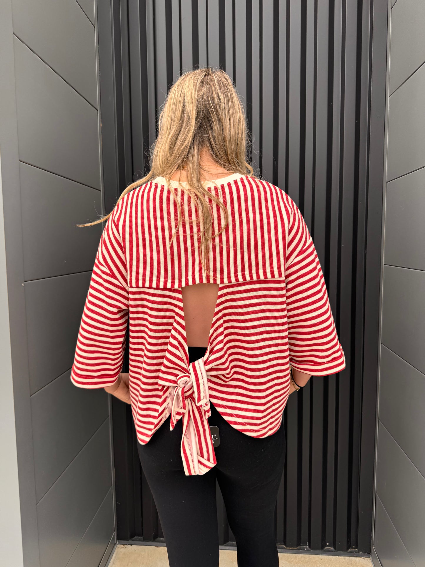 Back Bow Stripe Cut out RED