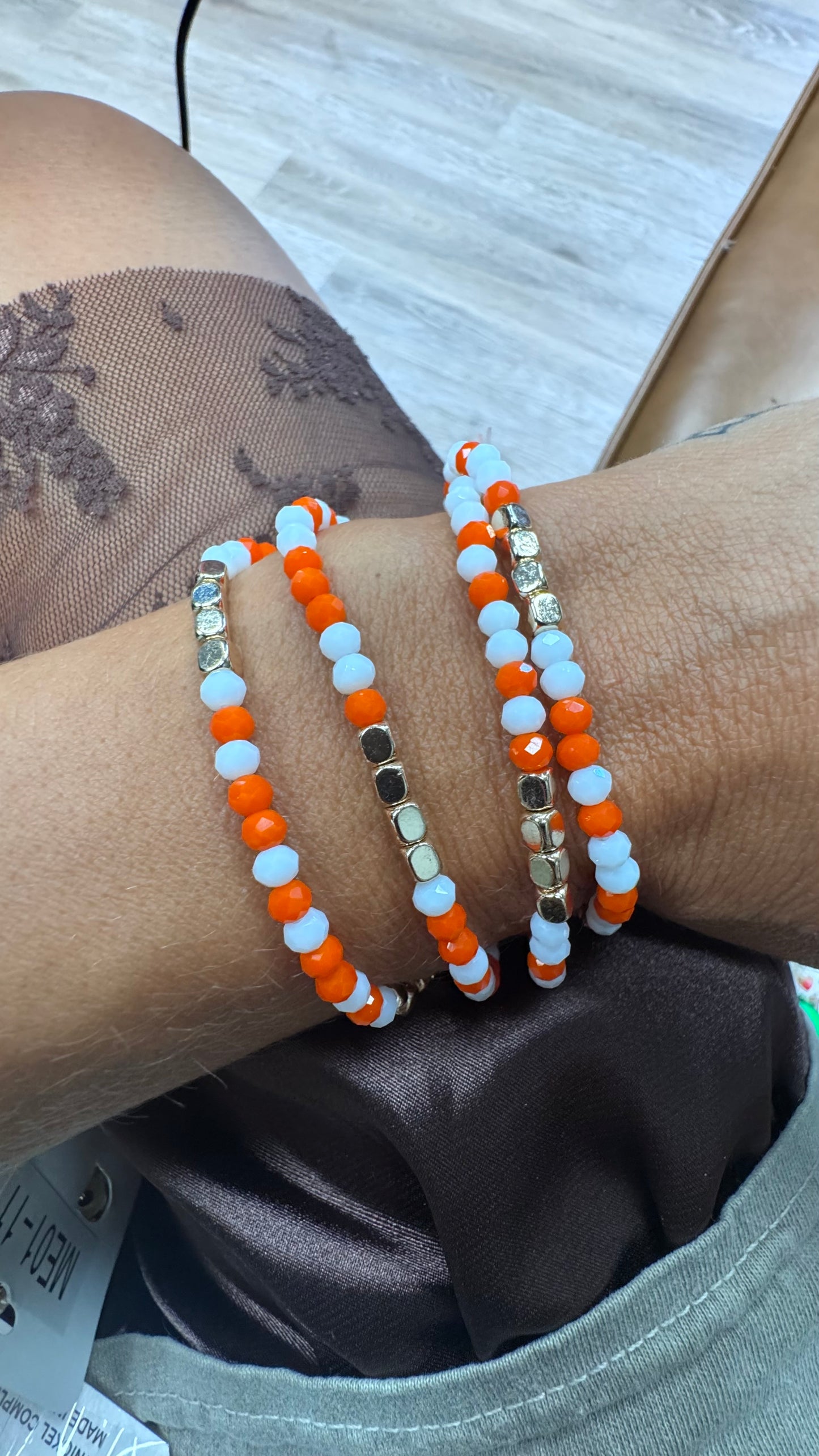 BT Orange White and Gold Beaded Braclet