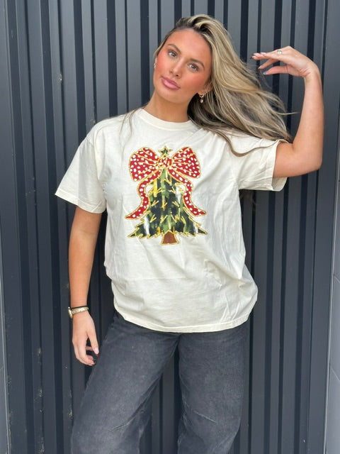 Red Bow Christmas Tree Graphic