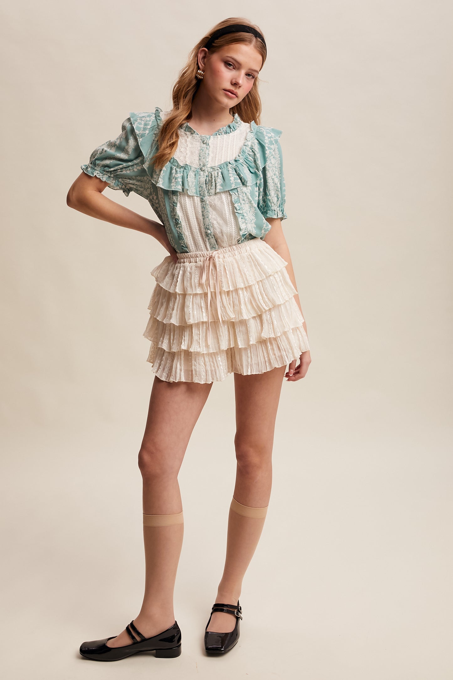 Ruffle Lace Mini Skirt