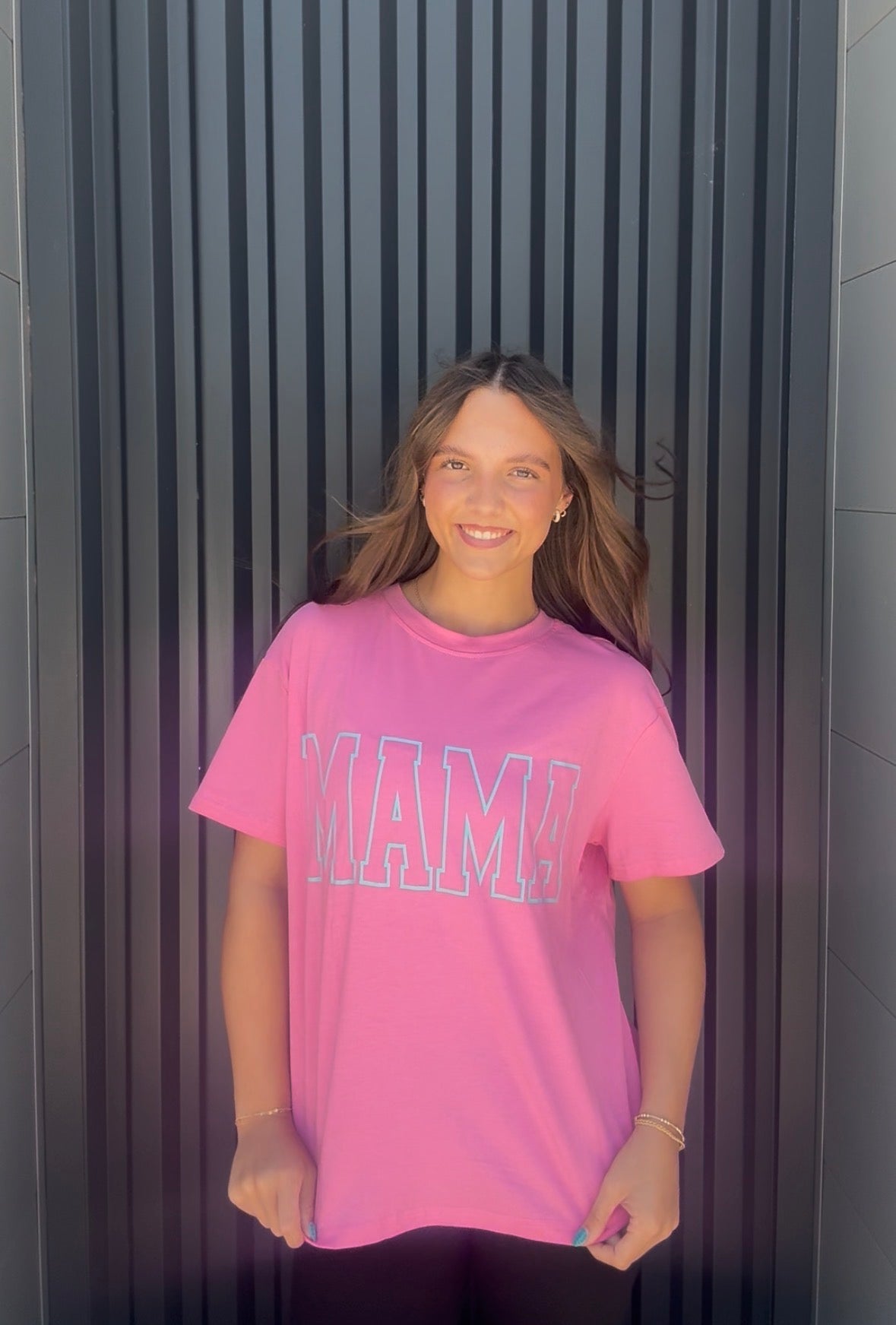Mama Graphic T - Shirt