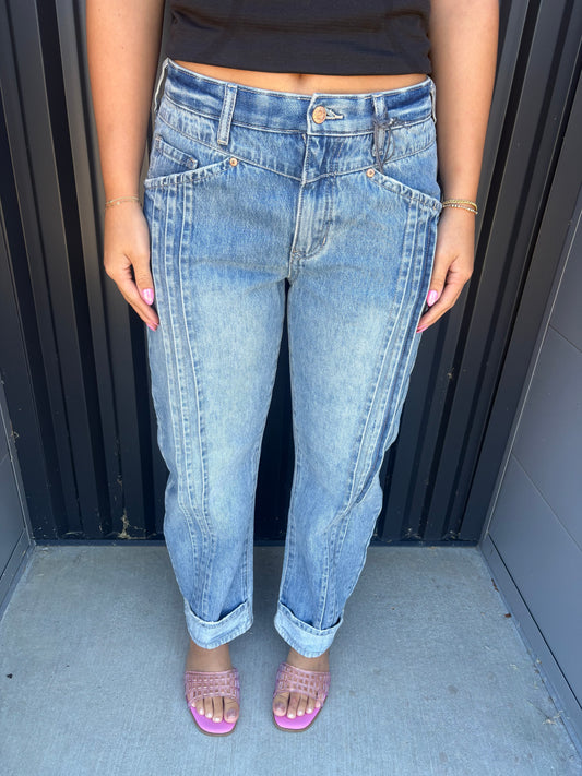 Pleated Barrel Jeans