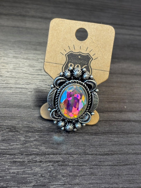 Vintage Vibe Iridescent stone ring
